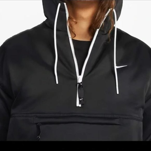 Nike Men's Solo Swoosh Satin Black Anorak 1/2 Zip Hooded Jacket - Picture 4 of 7